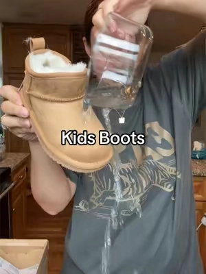 Cutesy kids winter boots that look JUST like the designer brand but these are waterproof & SO affordable! #boots #kidsboots #waterproofboots #kidsshoes #tiktokshopcreatorpicks