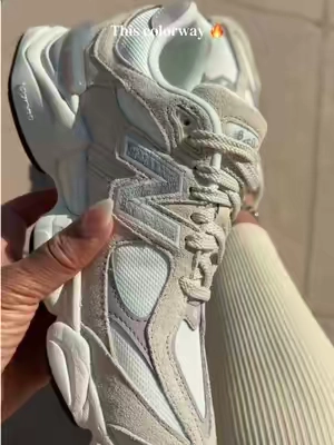 The neutral colorway did it for me 👏🏼 These New Balance 9060s are giving cute, comfy and chunky  #newbalance #newbalance9060 #comfysneakers #womenssneakers  #flykicks 
