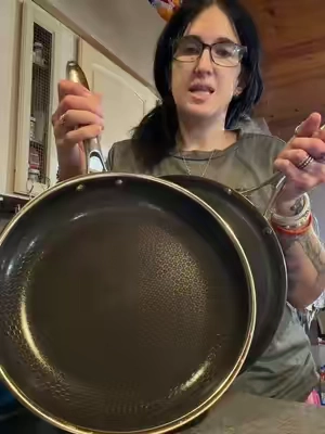 Phenomenal. Works like a charm. And cooks like a champ. #hexclad #griddle #griddlepan #fyp 