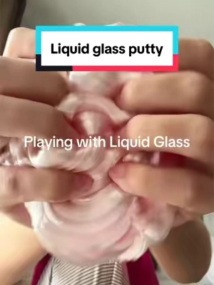 it’s so good. #putty #metallicputty #liquidglass #playpals 