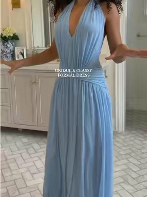 This dress is absolutely stunning 🤩✨ #curvysweet #formaldress #weddingguestdress 