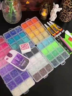 This is your sign to get a bedazzling kit for you and your daughters🥰💕✍🏻✨     #diyrhinestone #CraftTok#BlingBling #summerVibes#TikTokshopbacktoschool