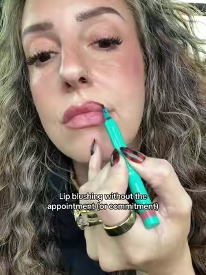 The closest I’m getting to lip blushing without actually getting lip blushing 😂 This is a lip stain liner, so I can define and slightly overline my lips, let it stain, and have that definition stick around without constantly reaching for a liner. OBSESSED with this concept. @Thrive Causemetics  #lipblushing #lipliner #lipstain #beautyfinds 