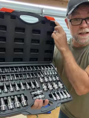 VEVOR 60-Piece Heavy Duty Hardware Work Tools Kit, S2 Alloy Steel & Cr-V Steel Chrome-Plated Sockets, 17-TR Torx Set, Specialty Mechanic Wrenches with Work Accessories, Bold Letters, Quick Sizing, Faster Bit ID.    #tools #mechanic #toolset #tiktokfallstockup #tiktokshopcreatorpicks @VEVOR Store 