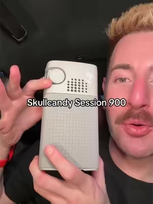 Skullcandy Session 900 Bluetooth Speaker. 
