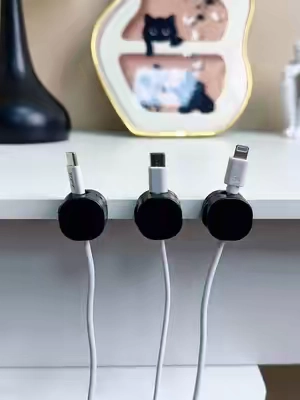 Friends, try this magnetic cable organizer to make your desktop tidier.#Desktop Organization #Manager #tiktok #magnetic #tiktokshopstockup