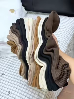 These are exactly what I was looking for-thick, cozy, and comfortable socks for fall🧦🧦🧦.#popular #SummerFinds #discoveryourgift #TikTokShopBlackFriday #fallsocks 