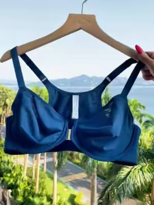 A softer kind of strength, styled just for you. Softer strength, styled entirely for you. #hsiabra #DealsforYouDays #W