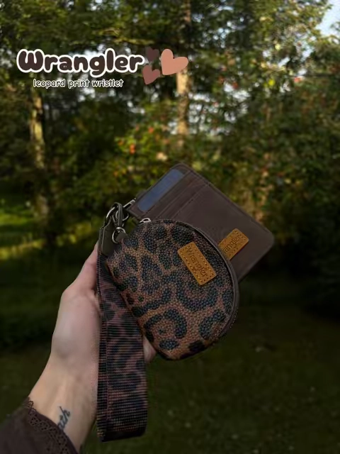 The cutest wrangler wristlet for fall ✨ #wranglerwristlet #wrangler #wallet @Rustic Charm Bootic 