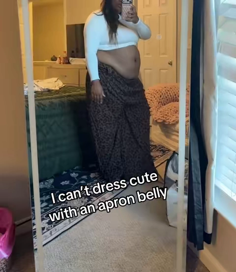 Don’t let your belly stop you from looking cute💜 #bloomchic 