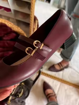 Replying to @Mel Berg Clarks Natalyn Mary Jane Flats #clarks #balletflats #officeshoes #womenshoes
