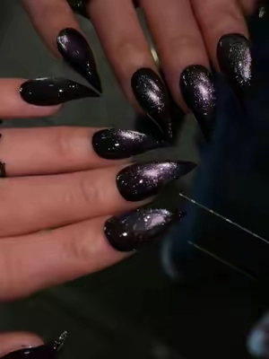 Like tiny starlight trapped on your fingertips !Meow ~🐈‍⬛✨ HL #nail #pressonnails #nailart  #3dnails #nailsartvideos