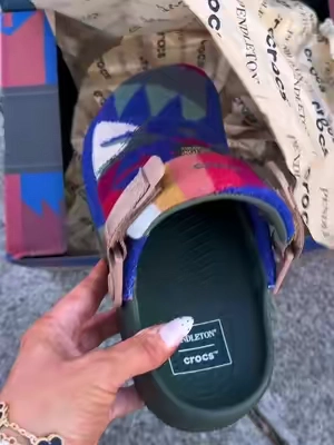 Pendleton Crocs collab 🌋🍂⛺️🌄 🪵 #pendeltoncrocs #crocs @Crocs 
