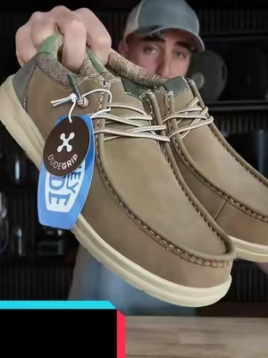 HEYDUDE Paul Loafers bring a clean, elevated look to the classic moc style with a premium leather upper, easy-on elastic laces, removable foam insole, and a lightweight flexible outsole. They’re comfortable enough for everyday wear but polished enough to dress up with jeans, chinos, or business-casual outfits. #HEYDUDENewArrivalsCampaign #HEYDUDE #PaulLoafers #MensShoes #MensFashion  👞🔥🤎