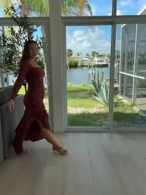 such a good fall wedding guest dress 