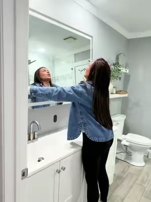 Espejo 🪞 elegante para el baño con luz LED #mirror #espejo #casa #Home 