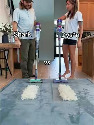 Clear winner here #cordlessvacuum #vacuumcleaner #sharkvacuum #dysonvacuum #petowners 