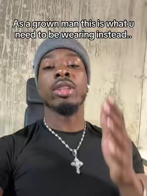 As a grown man this is what u need to be wearing instead.. #atoyye #thebest 