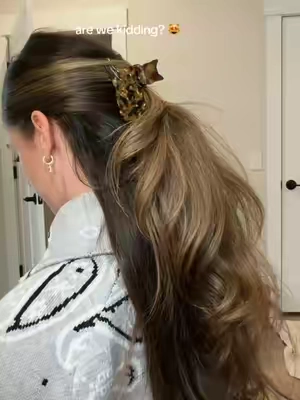 absolutely obsessed with this clip 🐱 #catlover #catmom #hairtok #catgirl #hairtok 