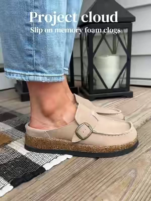My favorite impulse buy. These are so comfy and the perfect neutral shoe! The suede material feels really high quality and the footbed feels amazing! True to size! #clogs #projectcloud #fallshoes #sliponshoes 