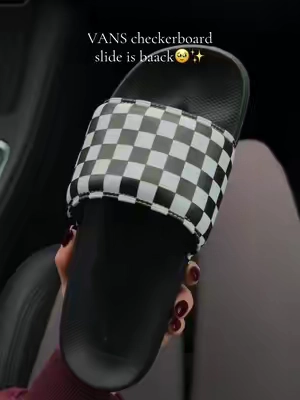 @vans #tiktokshopstockup #slides #checkerboard #sandals #slidesandals 