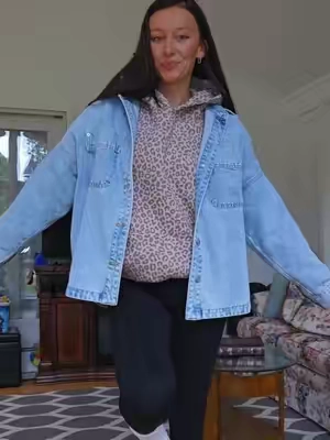 snatched this one so quick ☁️💙 #jeanjackets  #falljackets  #loosefittingjacket  #jeanjacketoutfit  #pumpkinpatchoutfit 