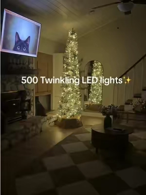 If you need a new Christmas tree, this one is GORGEOUS! 🎄✨ 500 warm LED lights — not the kind that make your living room look like a hospital 😂 #christmastree #homedecor #homefinds #christmasdecor #christmas 