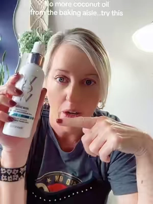 Dream Cocktail coconut infused Is wayyyy better than straight up coconut oil off the shelf. It was formulated to add softness not weight or grease.#dreamcocktailcolorwow #coconutinfused #dryhair@Color Wow Hair 