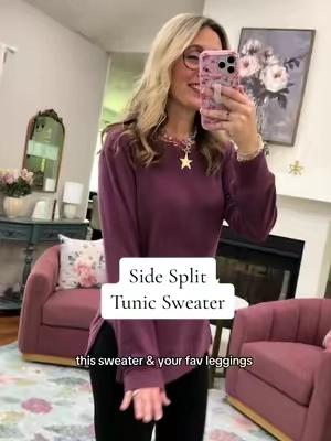The softest tunic sweater for fall and winter! Love to pair with sweater with leggings. It is true to size. I’m 5’7” 140 in a medium. @OFEEFAN 