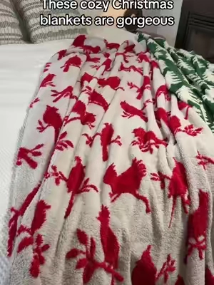 #Christmas #ChristmasBlanket #ChristmasBlankets #ChristmasDecoration #ChristmasDecor
