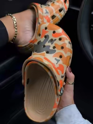 @Crocs #crocs #crocsshoes #fallshoes #tiktokshopstockup #CrocsSeptemberSpotlight 