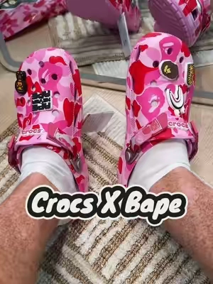 Crocs x Bape 🔥#tiktokshopcreatorpicks #TikTokCreatorSearchInsightsIncentive #crocs #babe #abathingape  