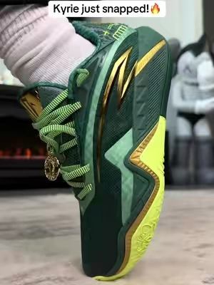 Easily the best looking basketball shoes l own right now🔥✅ #kyrieirving #antakai3 #basketballshoes #kyrieirvingbasketballshoes #newshoes 