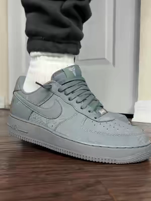 Kobe air force ones too clean 😮‍💨 I recommend going down a half size. #kobe #kobebryant #af1 #nike 