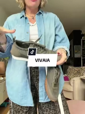 They’re super sleek #vivaia #retronylonsneakers #tiktokshopfalldealsforyou #tiktokshopcreatorpicks #tiktokshoprestock 