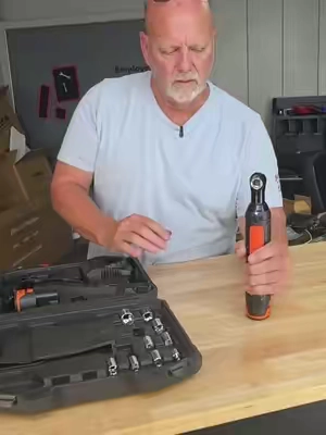 12V cordless ratchet wrench #tools #mechanic #workshop #garage #DIY 