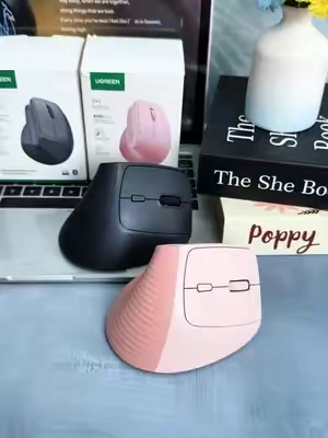 Ergonomic vertical mouse. So comfortable for daily use!#dadgift #tiktokshopfalldealsforyou #wirelessmouse #tiktokshopcybermonday #tiktokshoprestock 