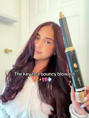 Love how this tool styles my hair! 🎀✨ #atopskins #5in1airstyler #blowouthair #giftideasforfriends #giftideas  @ATOPSKINS.US 