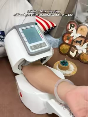 A Convenient Home Blood Pressure Monitor With a Simple 1-Touch Design#BloodPressureMonitor #HomeHealth #WellnessGadgets #HealthMonitor #TikTokShopFinds 