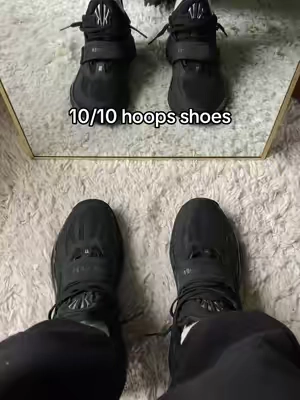 Low top basketball shoes that are comfy and supportive. These fit a little narrow, so I suggest sizing up a half size #kyrieirving 