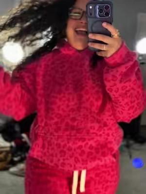 This set ❤️‍🔥 #leopardprint #sweatsuit #twopieceset #womensfashion #plussizefashion 