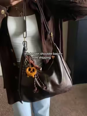 obsessed with this bag! #shoulderbag #bag #brownbag #fashionfinds #tiktokshopcreatorpicks