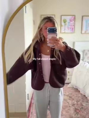 #outfitinspo #fallfashion
#falloutfits #fall #fleecejackets 