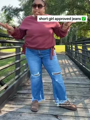 This are distressed and on trend, but also cropped, so they’re short girl friendly!  Great high rise. Structured with a hint of stretch. I’m wearing a size XL. #tiktokshopcreatorpicks #size14style #tiktokshopstockup #midsizepetite #midsizefashion @FireSwan Shop 