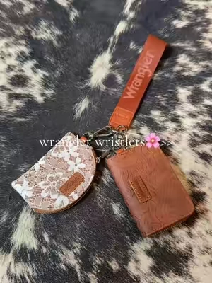 the lace detail is too cute! #westernfashion #cowgirlboots #western #westernstyle #fyp 