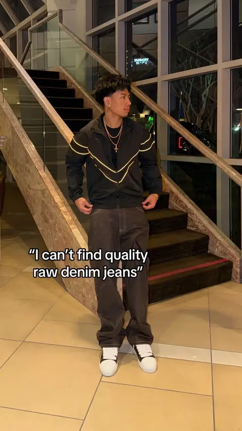 fraction of the price compared to other brands ‼️ #rawdenimjeans #baggyjeans #baggypants #streetwear #menoutfitinspo 