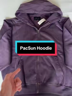I’m 6’1 170 wearing size L🙌 #pacsun #zipuphoodie 