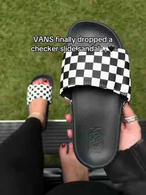 @vans checker la costa flip flop sandal