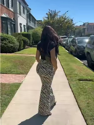Stretchy print jeans wearing a 7 for reference  #fashionnova #OOTD #outfitinspo #fashion #falloutfits 
