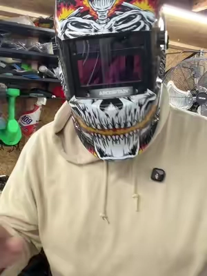 Auto Darkening Welding Helmet #TikTokShopCreatorPicks #tiktokshopstockup #toolupgrade #WeldingHelmet #AutoDarkeningHelmet @ARCCAPTAIN 